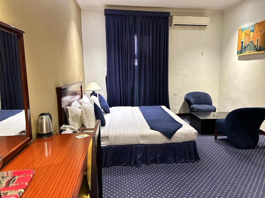 Onizah Hotel Unaizah Kültér fotó