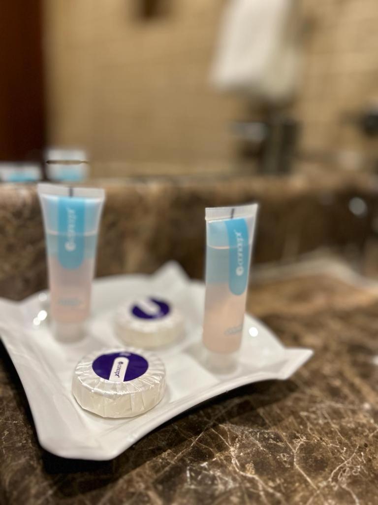 Onizah Hotel Unaizah Kültér fotó