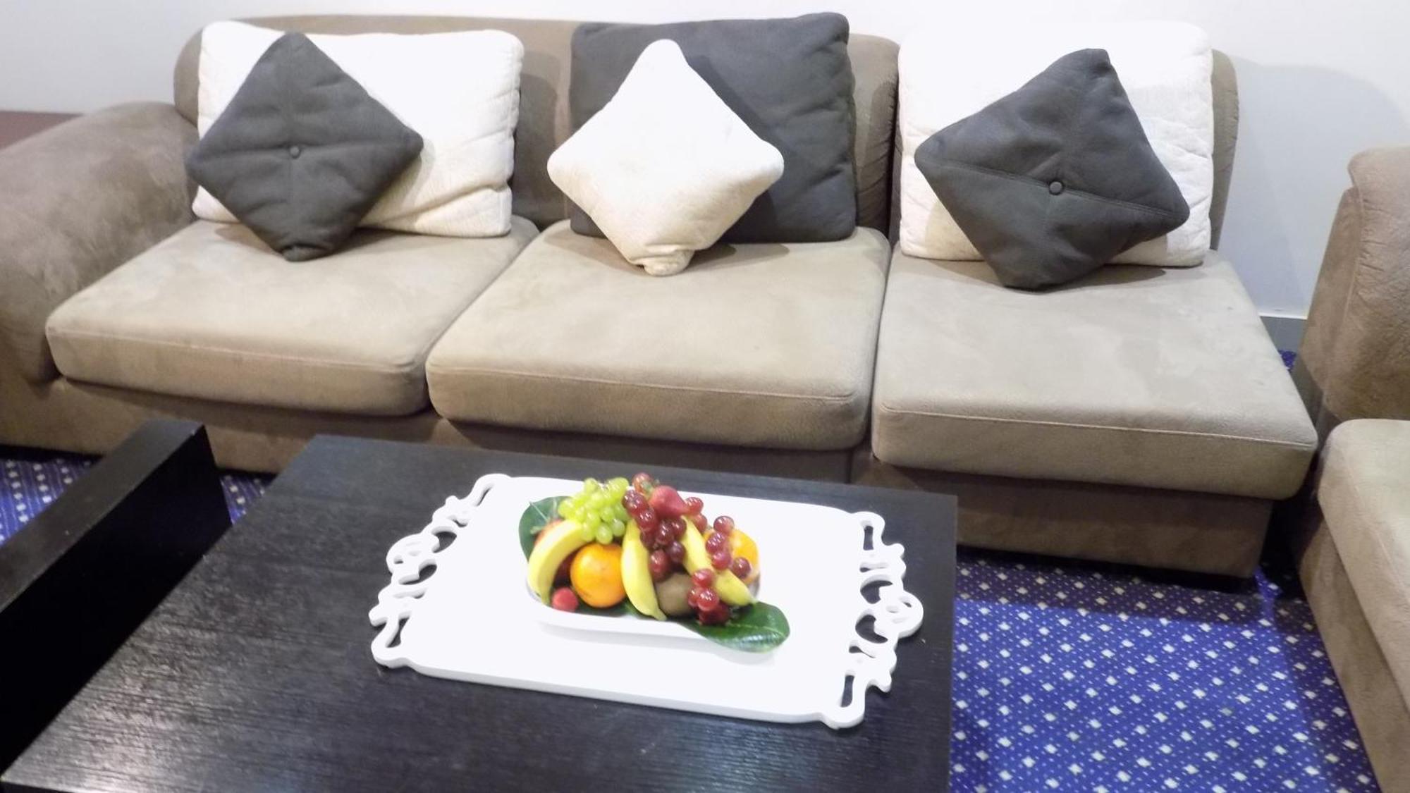 Onizah Hotel Unaizah Szoba fotó