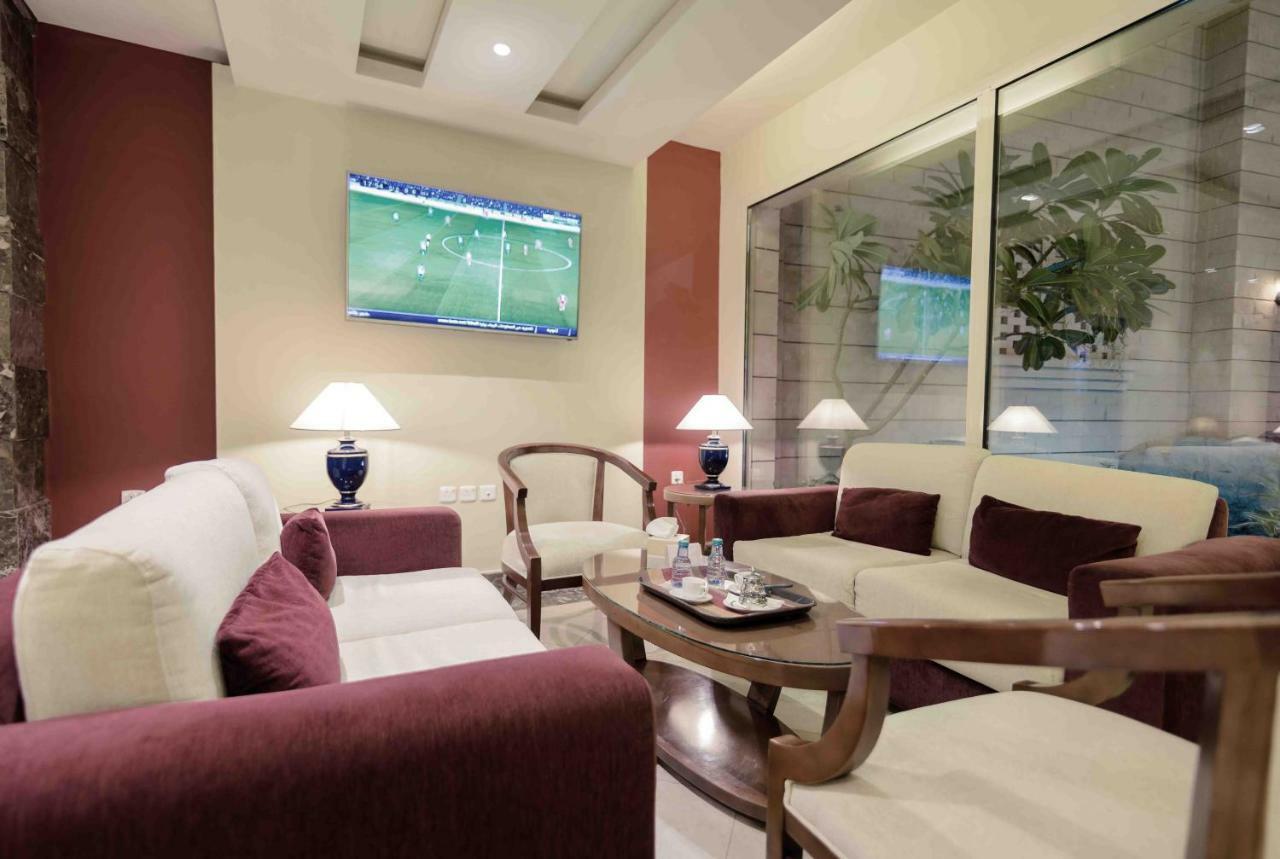 Onizah Hotel Unaizah Kültér fotó