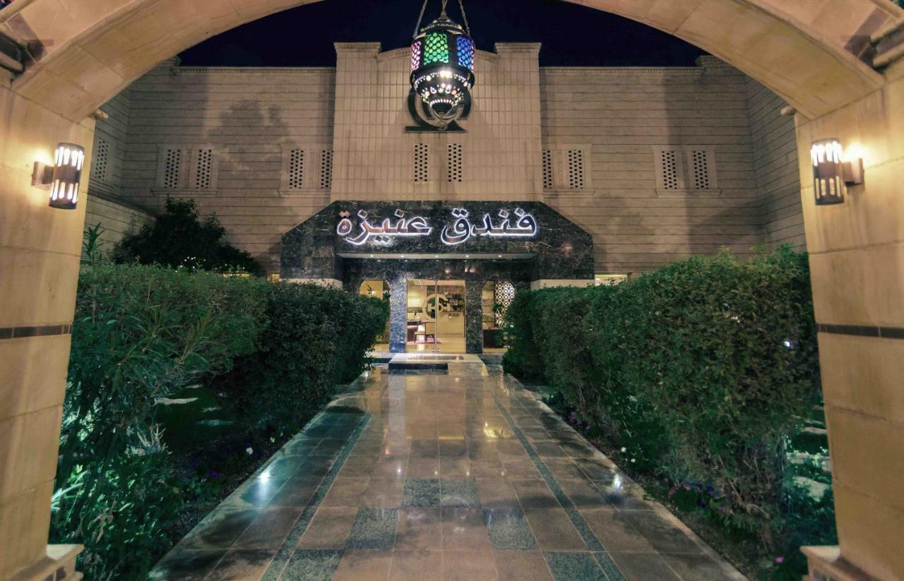 Onizah Hotel Unaizah Kültér fotó